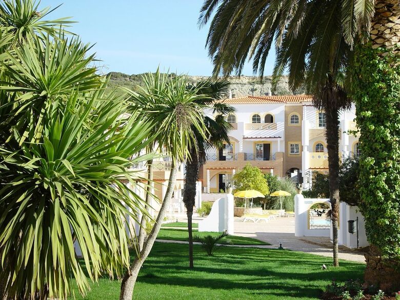 Hotel Luz Bay