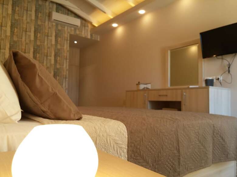 Anetis Beach Hotel