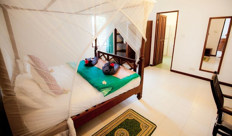 Hotel Flame Tree Cottages