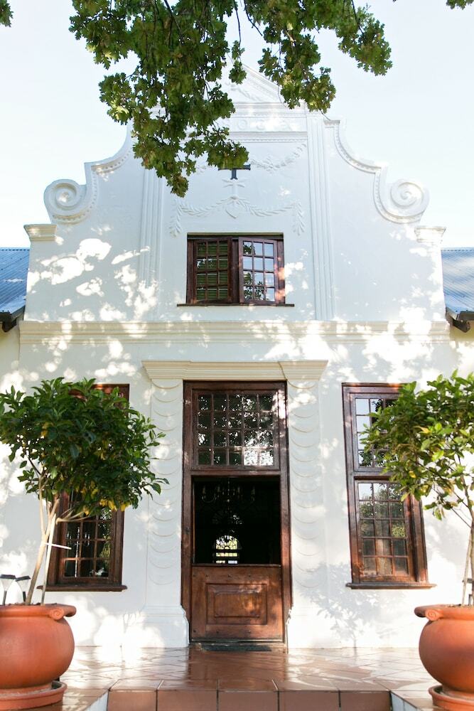 Hotel Vredenburg Manor House