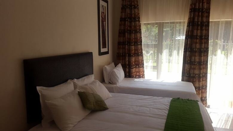 Hotel Ikaze Guest Lodge