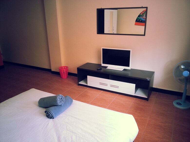 Hotel Oyo 963 Sunshine Guesthouse