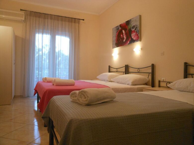 Ziogas Apartments