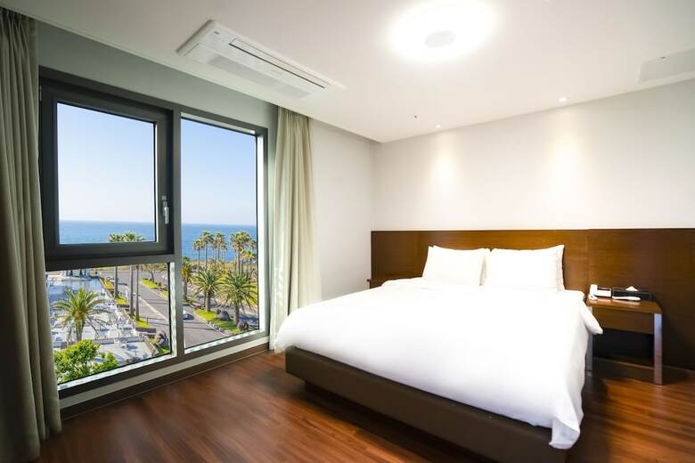 Uni Hotel Jeju