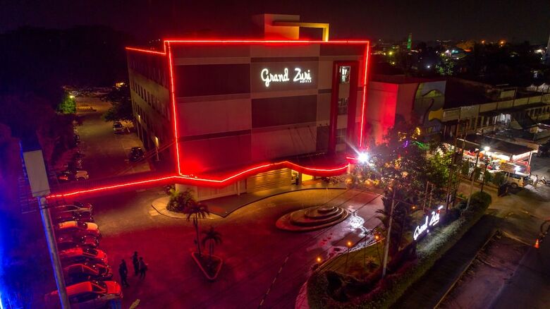 Grand Zuri Hotel Duri