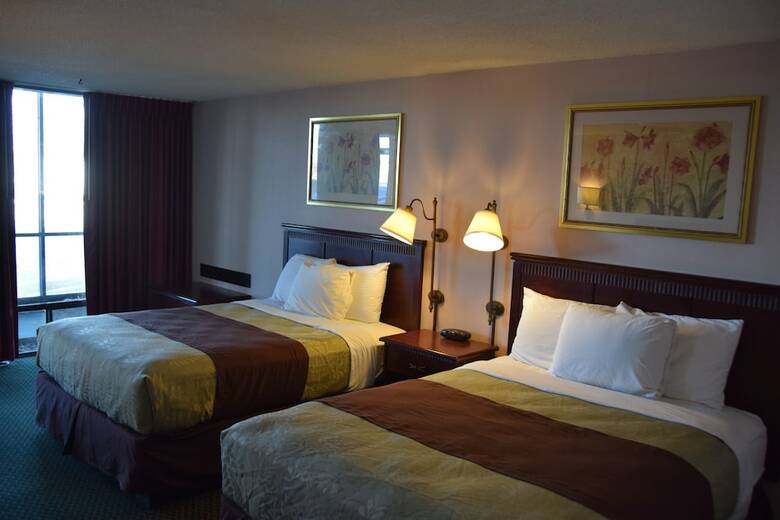 Hotel National 9 Gillette