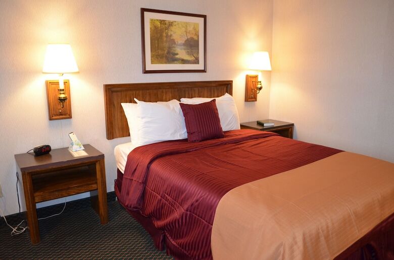 Hotel National 9 Gillette