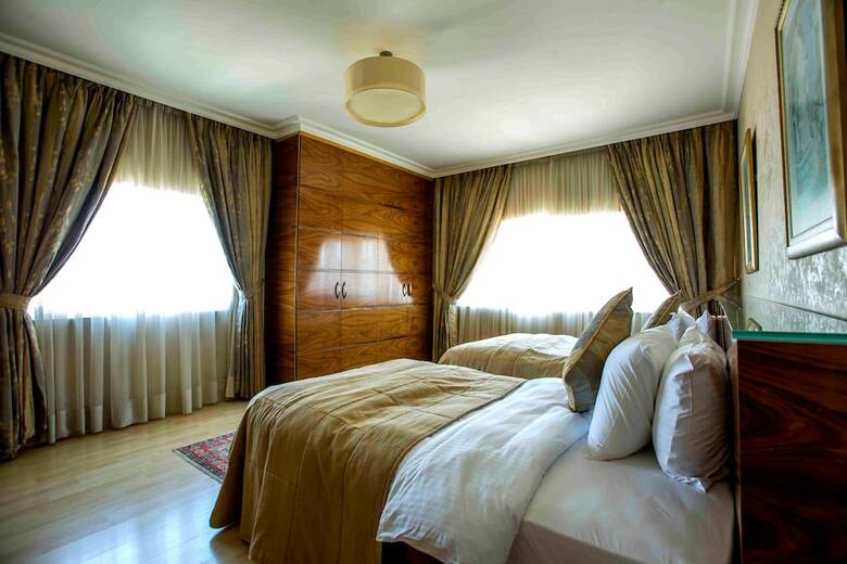 Apartamentos Lahoya Suites