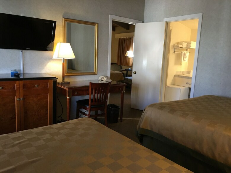 Motel Discovery Inn