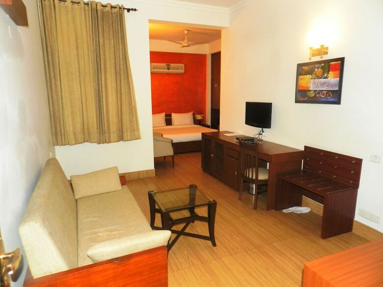 Hotel Tavisha Villa