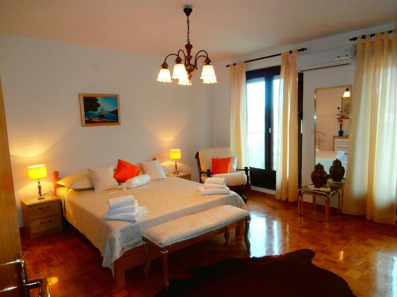 Apartments Cordis