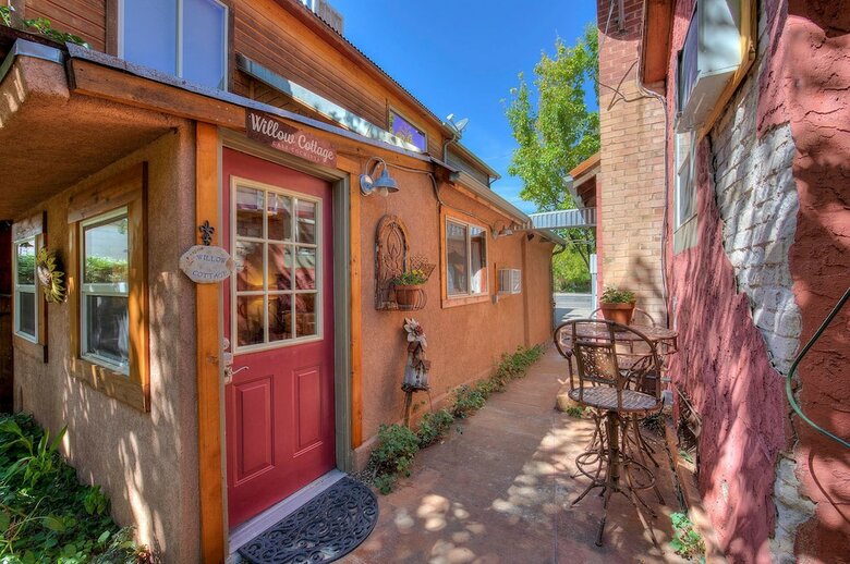 Cali Cochitta Vacation Rentals