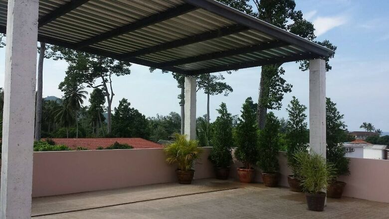 Hostal Sairee Center Guesthouse