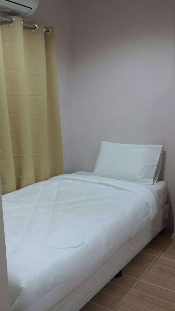 Hostal Sairee Center Guesthouse