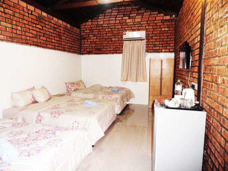 Hotel Efm Guest House