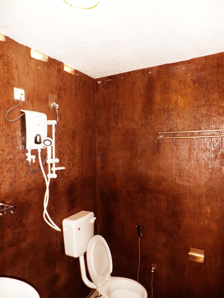 Hotel Efm Guest House