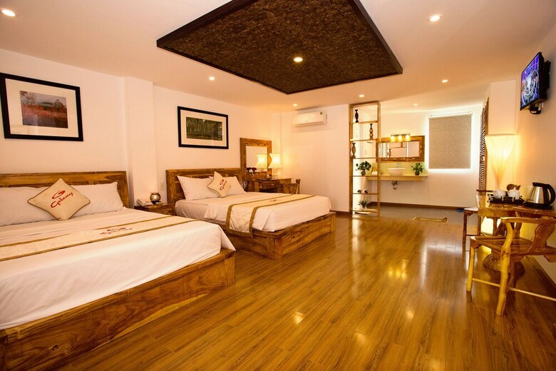 Rex Hotel And Apartment