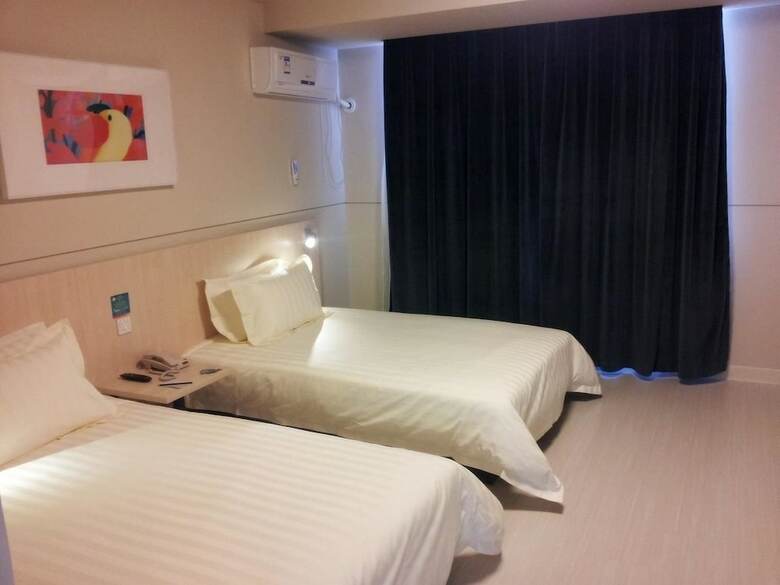 Hotel Jinjiang Inn Baoding Railway Station