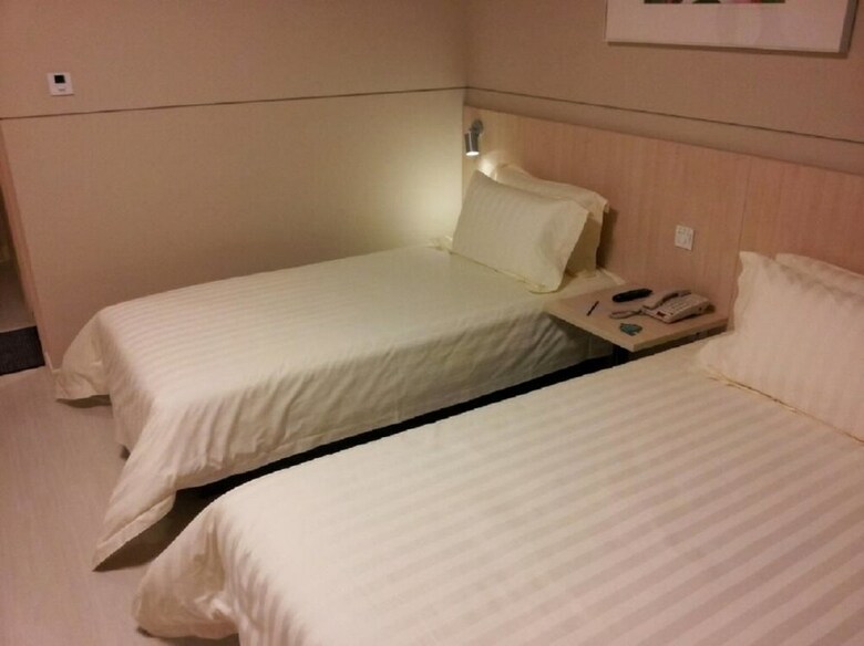 Hotel Jinjiang Inn Baoding Railway Station