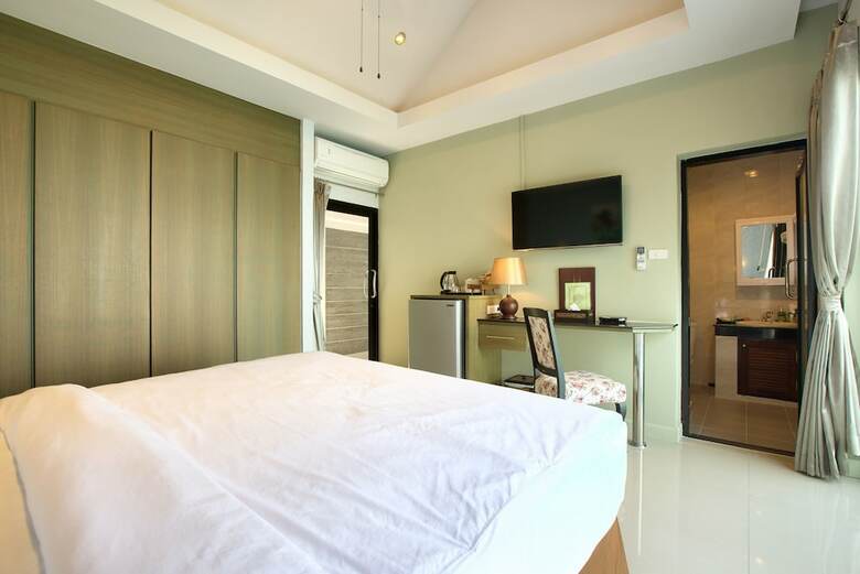Nb Sunrise Mountain Villa