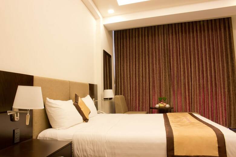International Hotel