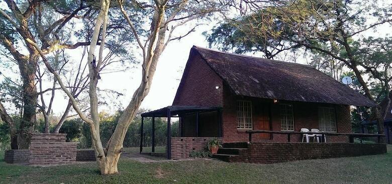 Posada Kwambali Riverside Lodge