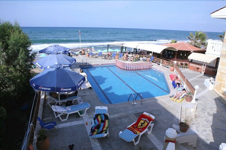 Jo-an Beach Hotel