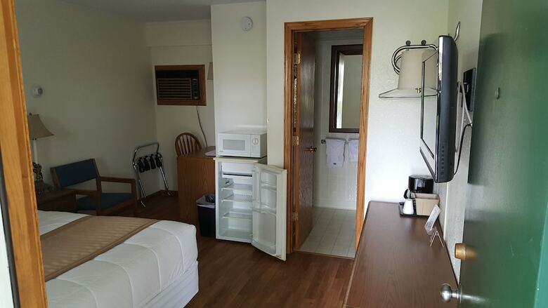 Motel Budget Host Inn