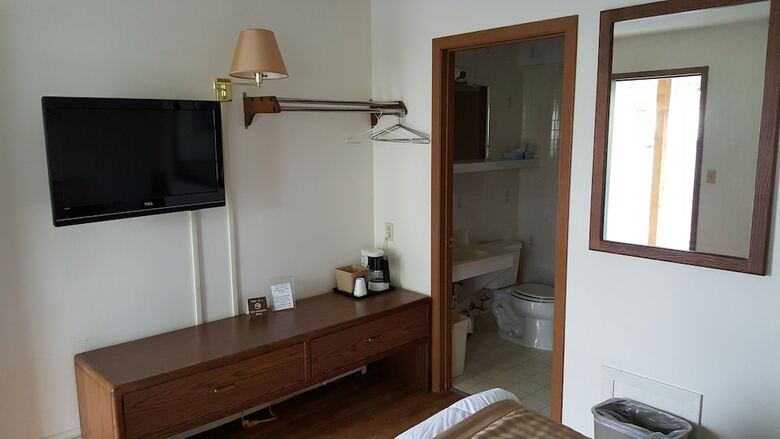 Motel Budget Host Inn