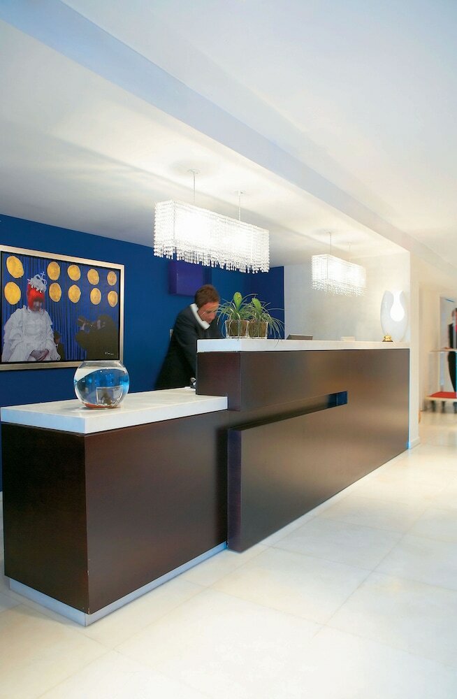 Hotel Vouliagmeni Suites