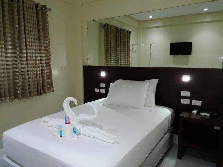 Hostal Boracay Midtown Hotel