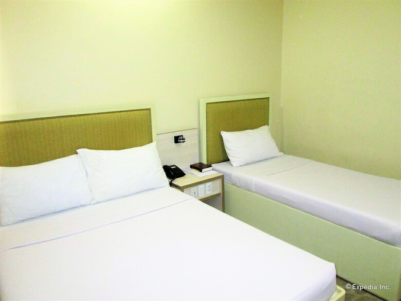 Hotel Marianne Suites