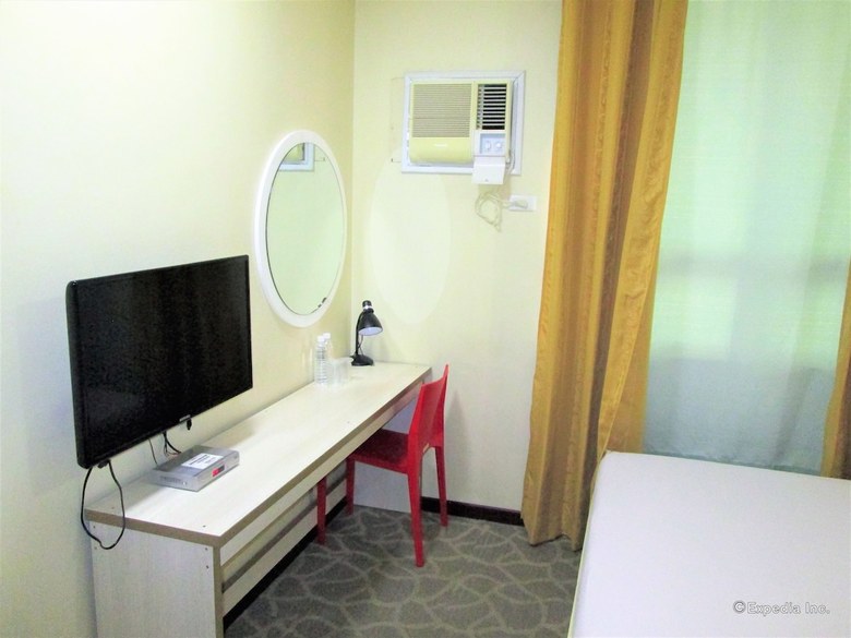 Hotel Marianne Suites