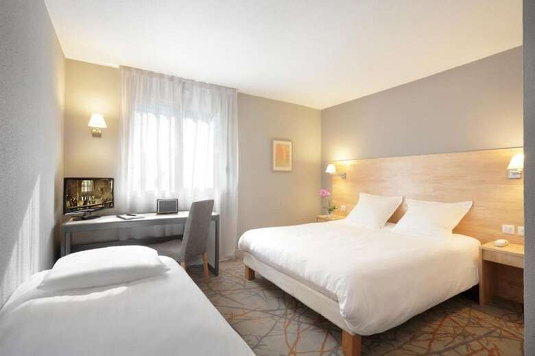 Hotel H�tel Des Fr�nes