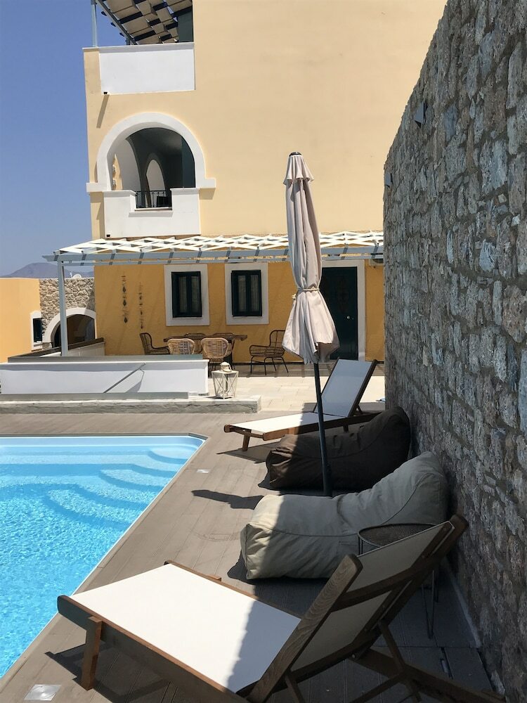 Aparthotel Elena Village