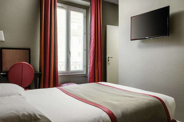 Hotel H�tel Courcelles �toile