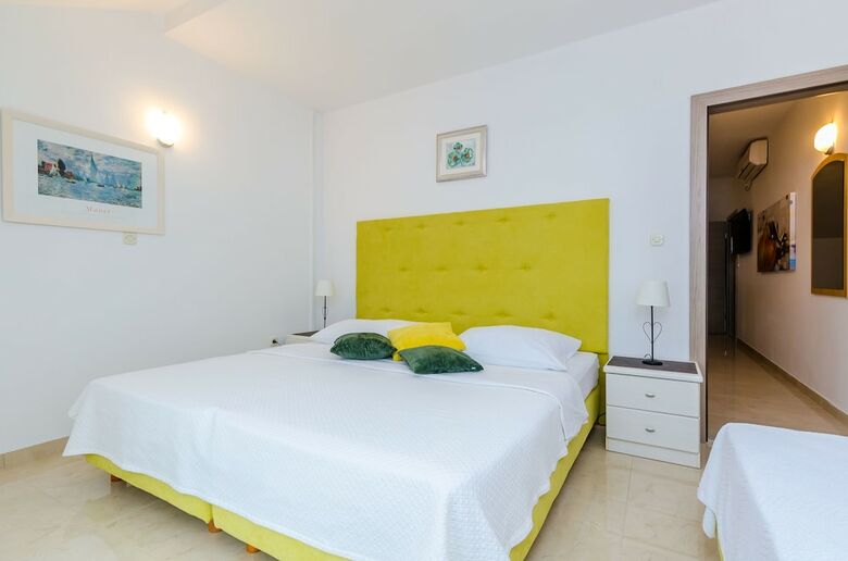 Apartments Sandito