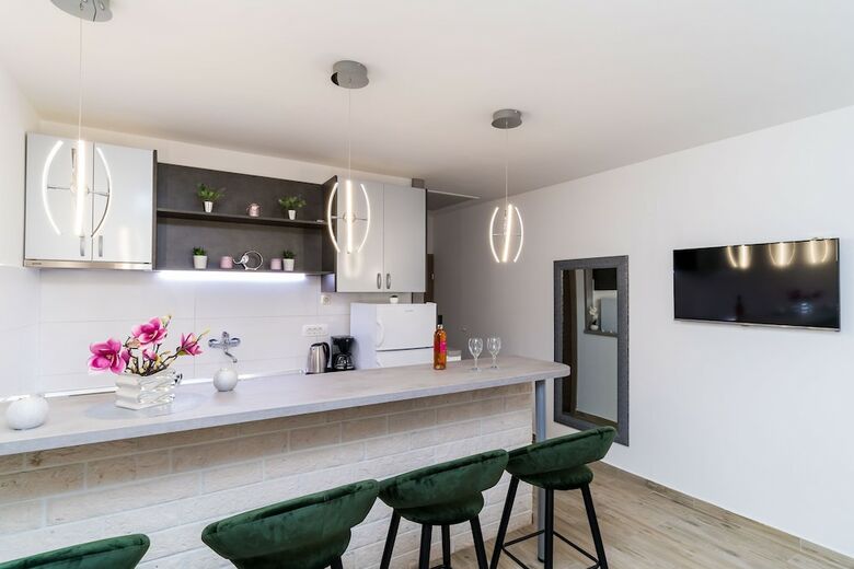 Apartments Sandito