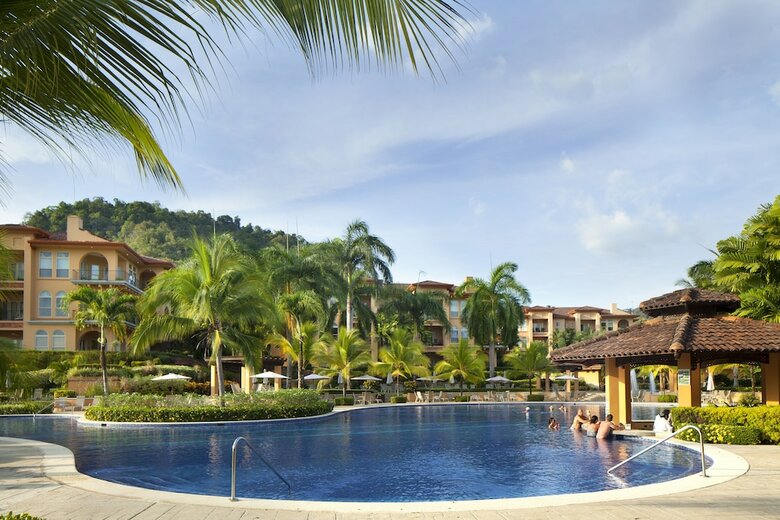 Stay In Cr Los Sue�os Condos