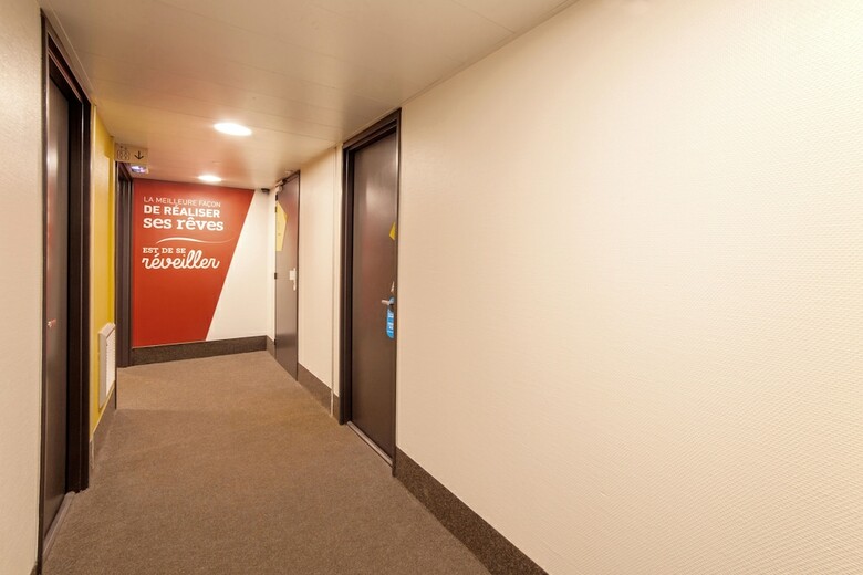 Hotel B&B H�tel Valenciennes