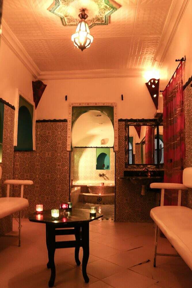 Posada Nasser Palace H�tel & Bivouacs
