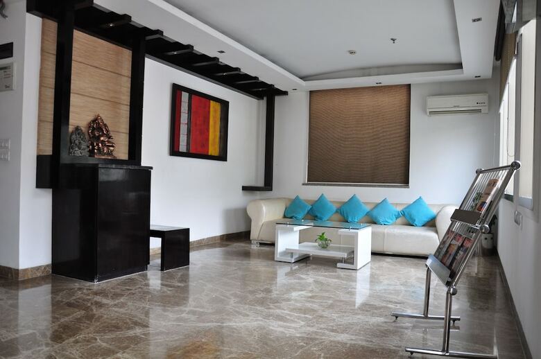 Hotel Blue Stone - Nehru Place
