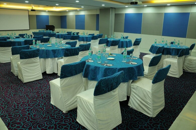 Hotel Blue Stone - Nehru Place