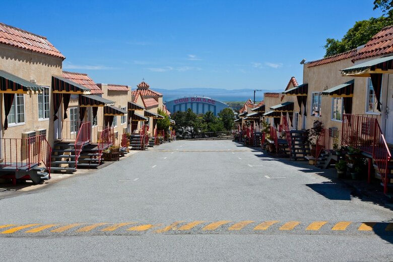 Hotel Alpine Inn And Suites