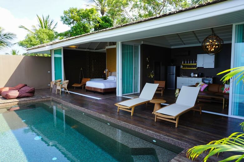 Naroua Villas