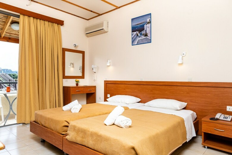 Aparthotel Ilyssion Holidays Apartments & Studios