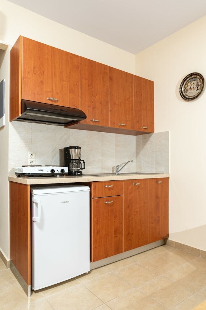 Aparthotel Ilyssion Holidays Apartments & Studios
