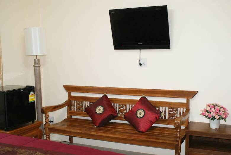 Hotel Tara Bed And Breakfast Kanchanaburi