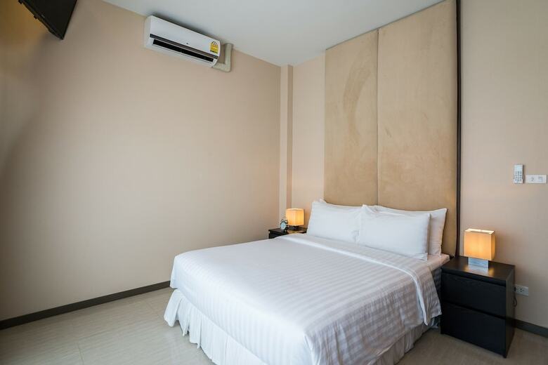 The Ville Jomtien Pool Villa