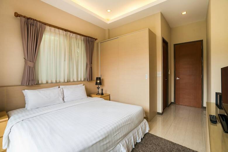 The Ville Jomtien Pool Villa